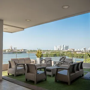 Apartment Con Balcon Cerca Al Centro Cartagena