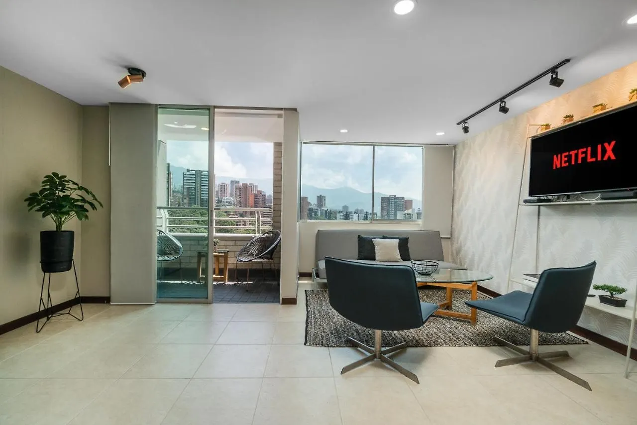 Apartamentos Poblado Alejandria By Housy Host Medellín