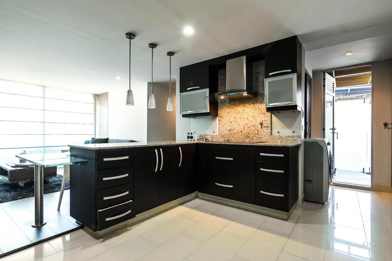 Apartamentos Poblado Alejandria By Housy Host Medellin Colombia