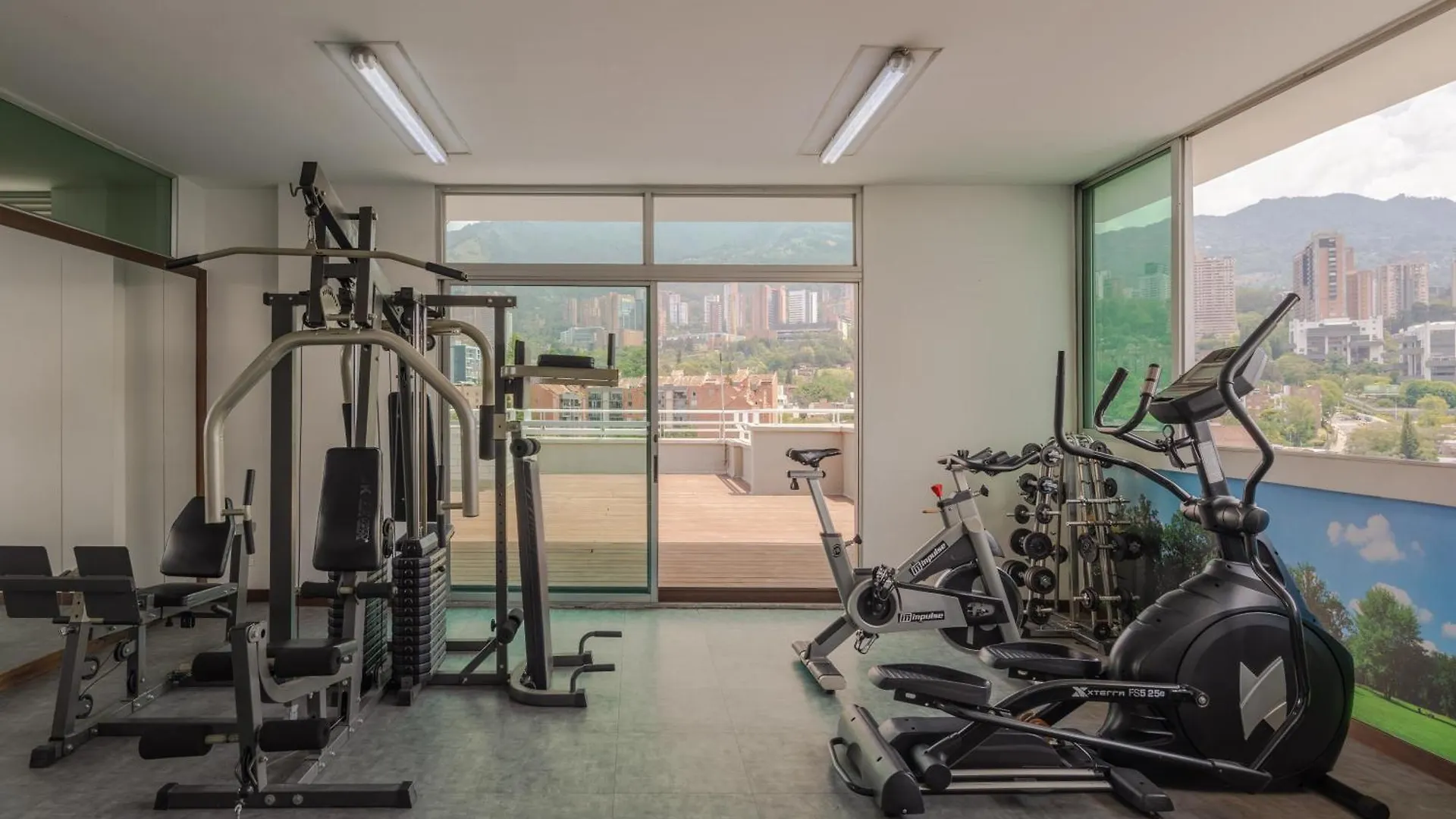 Apartamentos Poblado Alejandria By Housy Host Medellin
